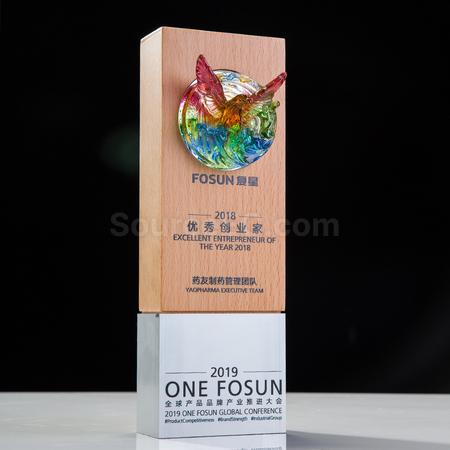 禮品訂造琉璃水晶實木獎座紀念品