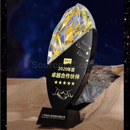 禮品訂造炫彩變色水晶獎座紀念品