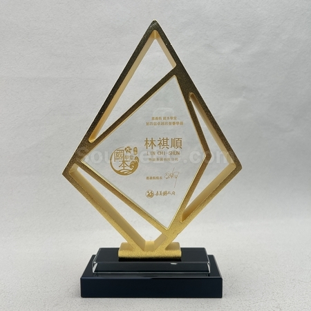 水晶座 | 水晶獎座 | 水晶座紀念品 | 實木水晶座 | 高爾夫球水晶座