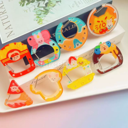 禮品訂造亞克力登山扣紀念品