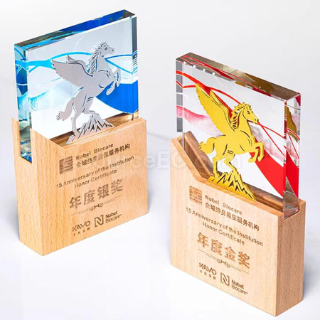禮品訂造馬年水晶獎座紀念品