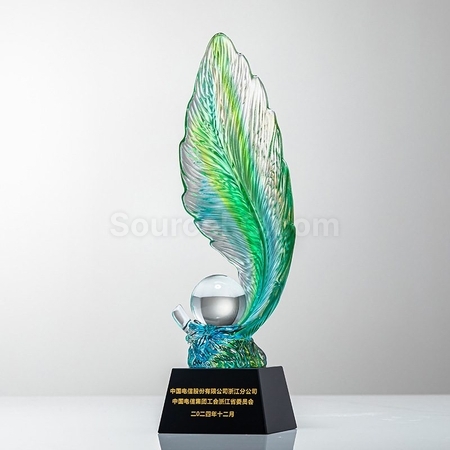 禮品訂造羽毛琉璃水晶獎杯紀念品